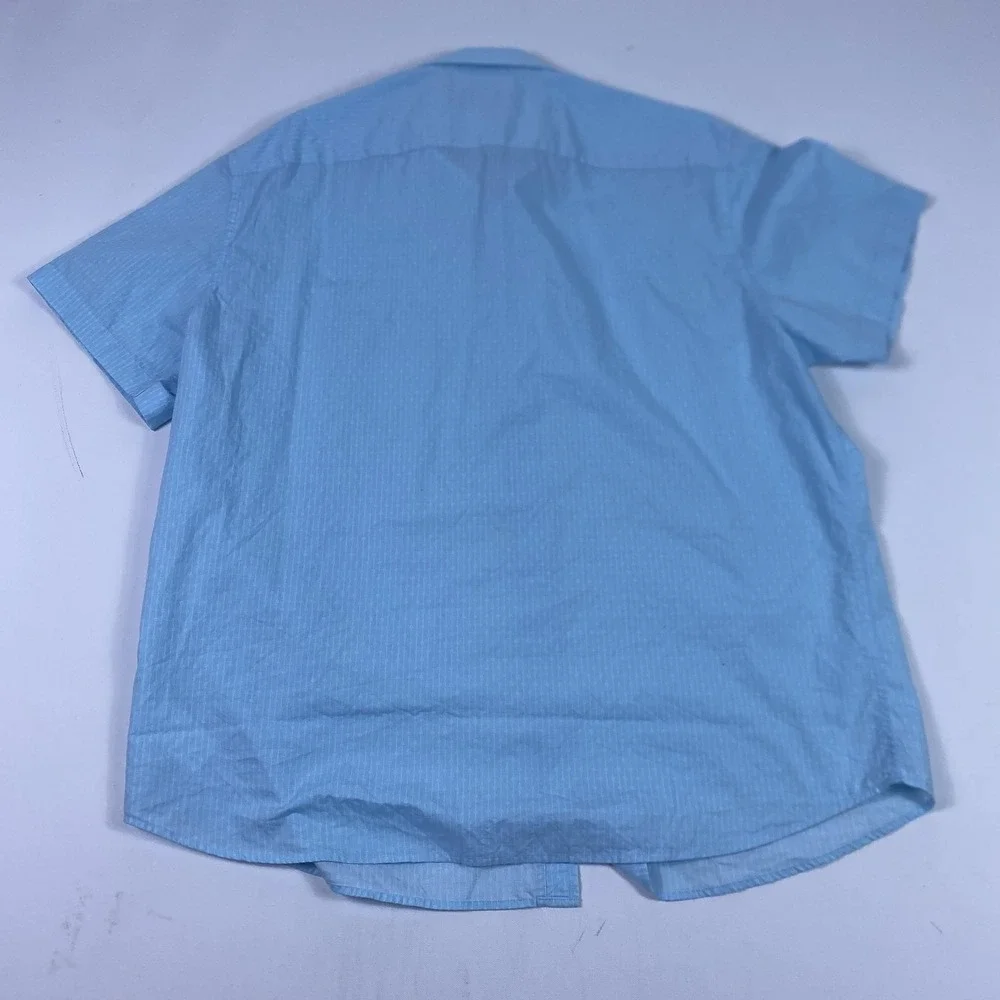 UNTUCKit Shirt Mens 2XL Light Blue Pierce Short Sleeve Button Front Pocket Dobby